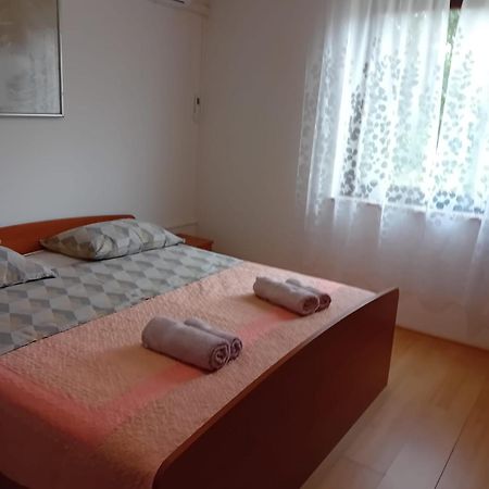 Appartement Maria'S Haus à Novigrad Istria Extérieur photo